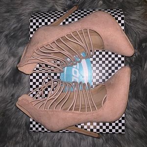 Blush pink staple heels